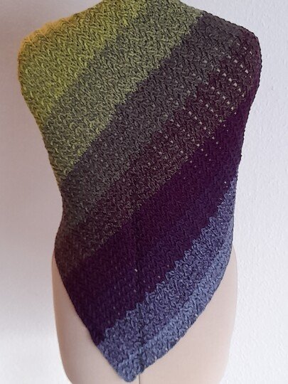 Häkelanleitung - Dreieckstuch "Lena", symmetrisch und asymmetrisch