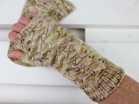 Lace Fingerless Gloves Knitting Pattern PDF | Wrist Warmers