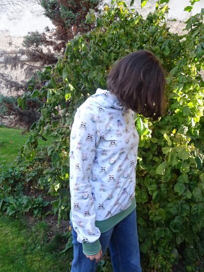 Rentier Kuschelpulli Gr. S - XXL nähen Schnittmuster Beamer