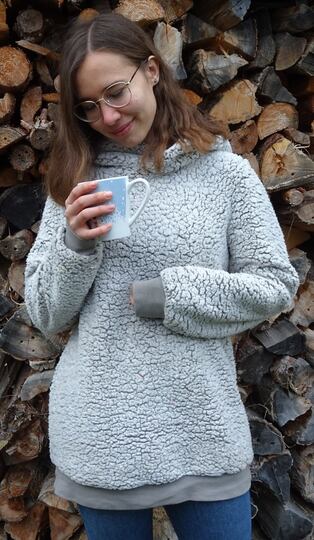 Rentier Kuschelpulli Gr. S - XXL nähen Schnittmuster Beamer