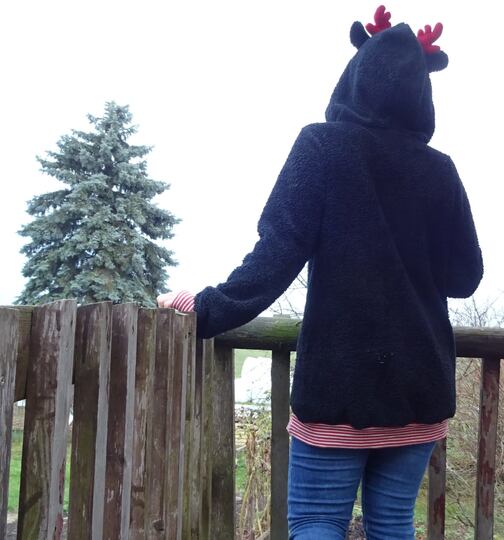 Rentier Kuschelpulli Gr. S - XXL nähen Schnittmuster Beamer