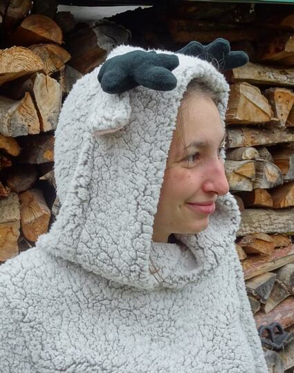 Rentier Kuschelpulli Gr. S - XXL nähen Schnittmuster Beamer