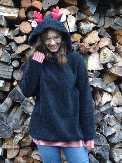 Rentier Kuschelpulli Gr. S - XXL nähen Schnittmuster Beamer