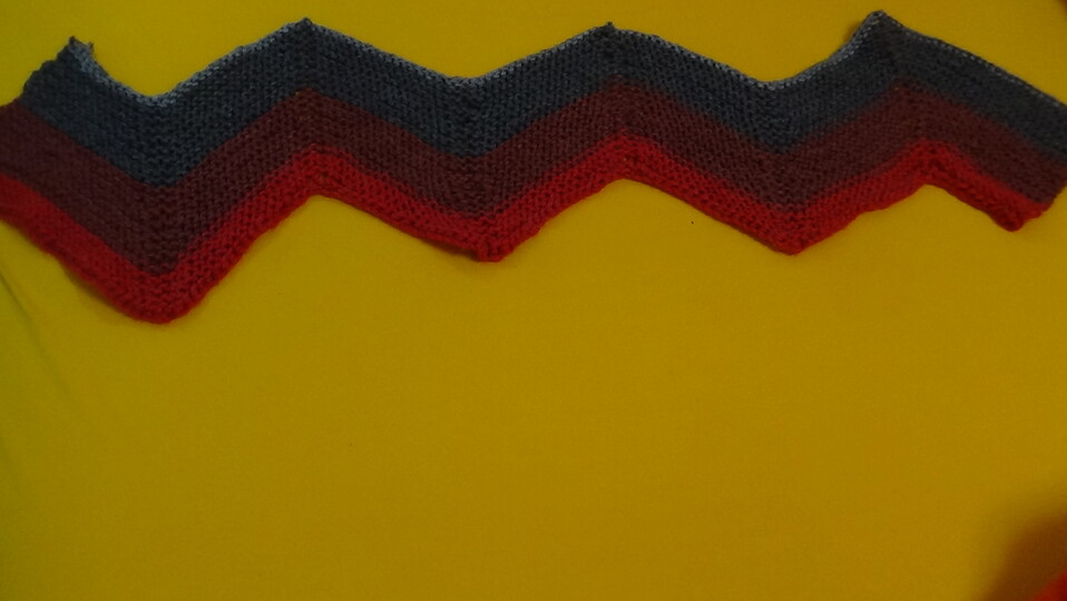 Anleitung Schal  in Zick, Zack einmal anders