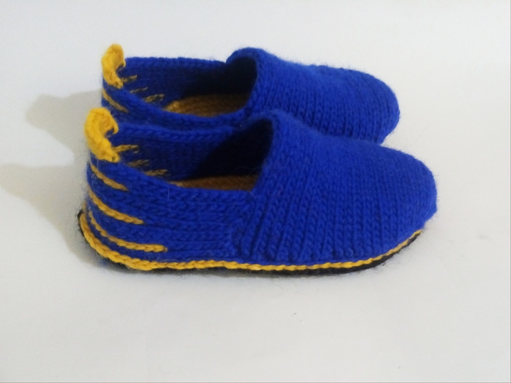 Slippers Sneakers. Crochet pattern
