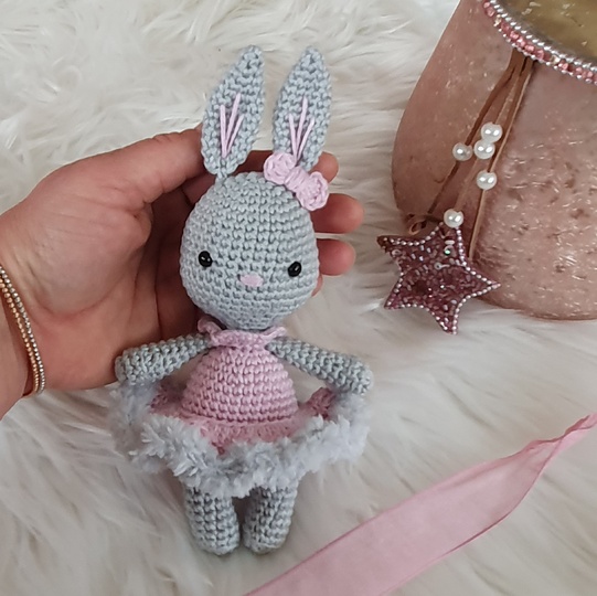 Häkelanleitung Hase Mira