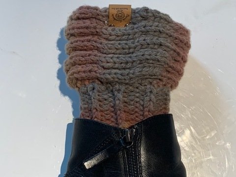 Anleitung für Stiefelblitzer Stulpen "Welle"