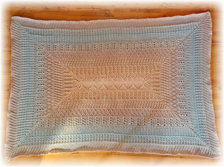 JahresCAL Kuscheldecke Saon