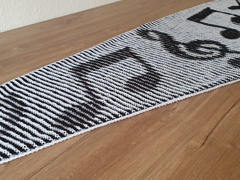 Musical Notes, Shadow Knitting, Illusion Knitting, Flat Motif Shawl
