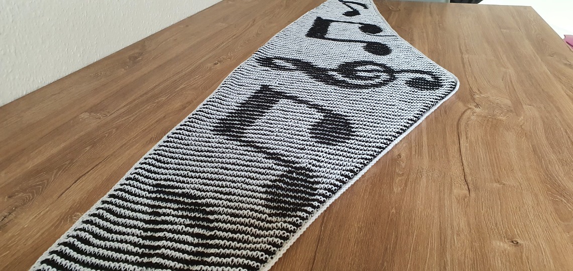 Musical Notes, Shadow Knitting, Illusion Knitting, Flat Motif Shawl