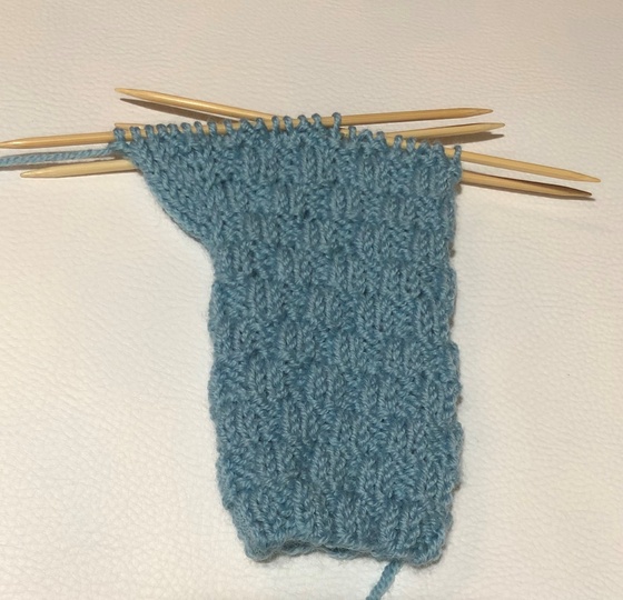 Armstulpen stricken für die ganze Familie