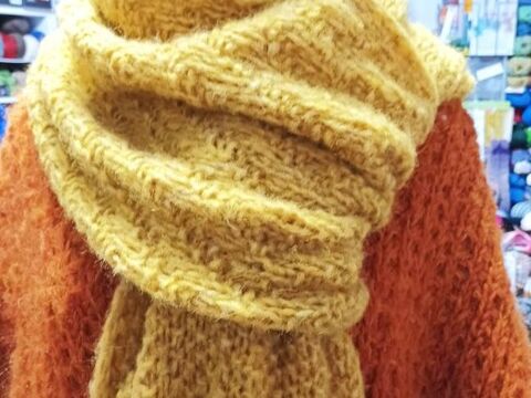 Anleitung für einen sehr voluminösen Muster - Kuschelschal