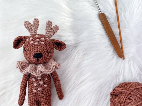 Amigurumi pattern deer