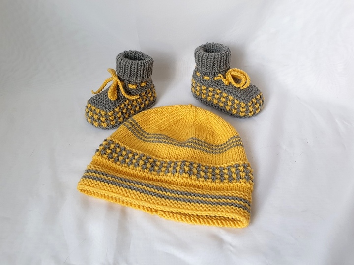 Strickanleitung Babyset Mütze und Booties, ca. 8 - 12 Monate unisex