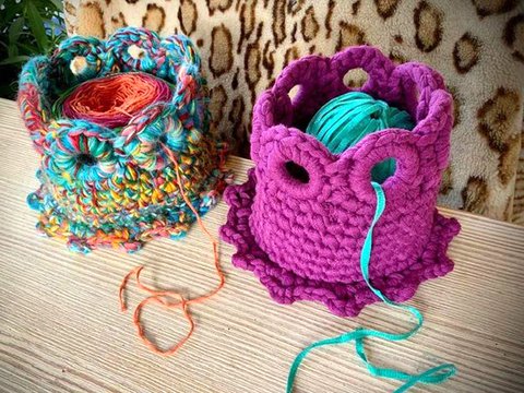 stabile Garn+ Bobbelschale aus Wollresten