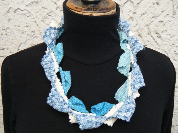Crochet pattern necklace "tortilla chips"