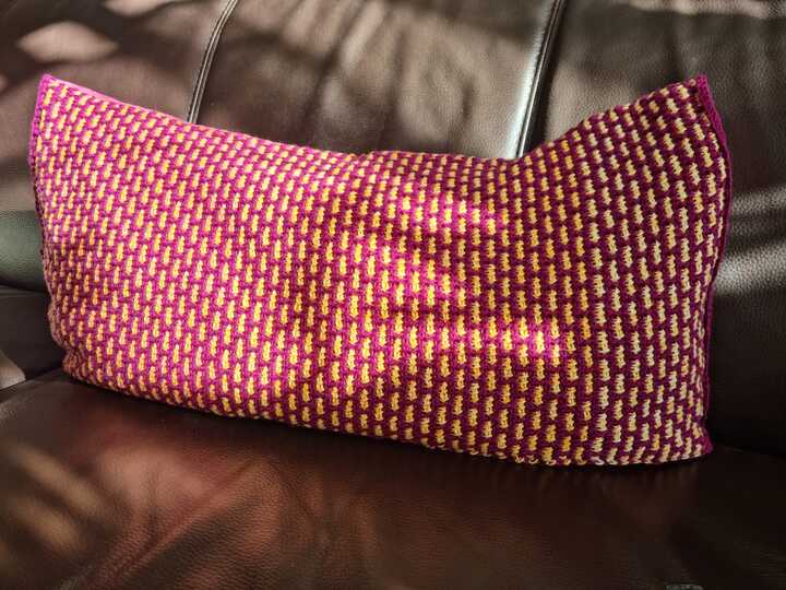 Albina - tunesisch gehäkelter Schal