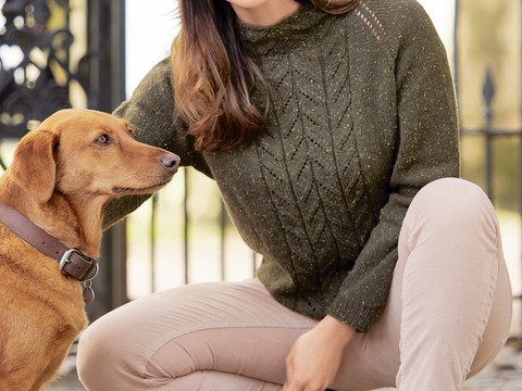 Strickanleitung: Eleganter Raglan-Pulli mit rustikaler Note