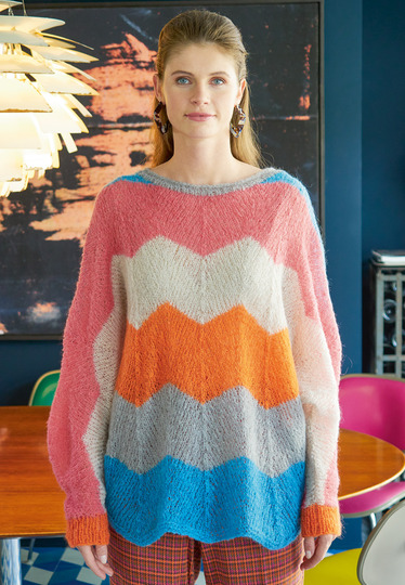 Strickanleitung: Mohairpulli mit grafischem XL-Zackenmuster in fünf Farben