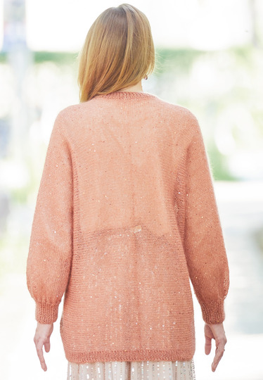 Strickanleitung: Die quergestrickte Jacke mit kleinen Pailletten