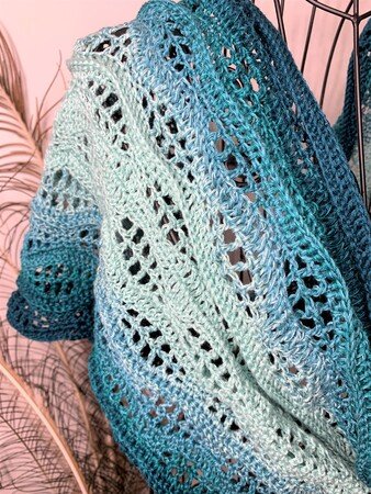 Crochet Pattern Moebius Loop Scarf "Penelope"