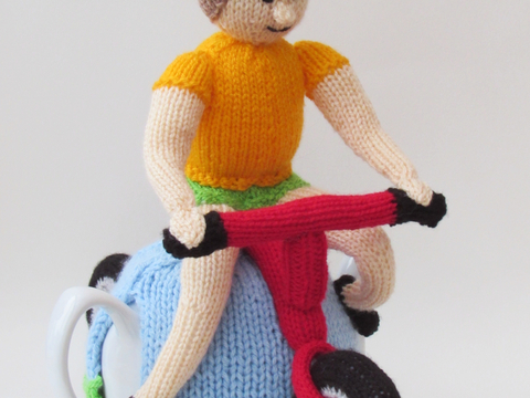 Cyclist Tea Cosy Knitting Pattern