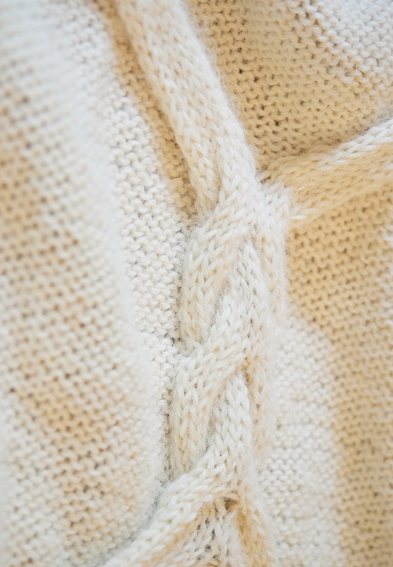 Strickanleitung: Die edle Decke aus reinem Alpakagarn