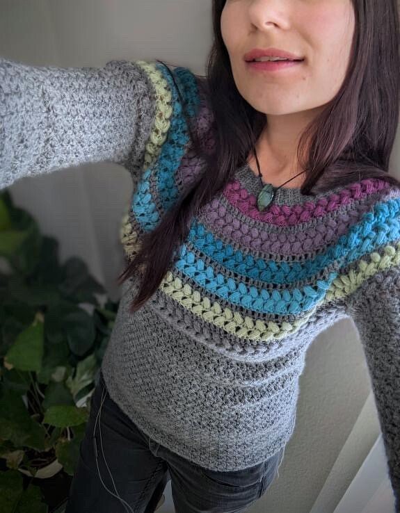 Anleitung für den Häkelpullover Sophia Größe 36-46
