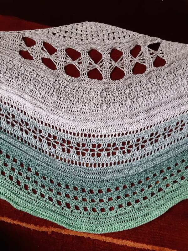 H&auml;kelanleitung Sichelmondtuch/ Stola "Evas Jahr 2021"