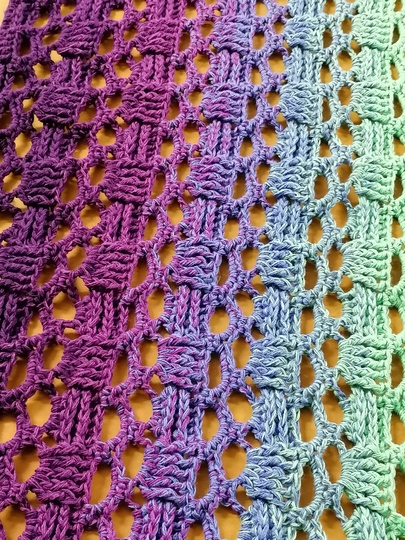 Loop shawl „Amalia BE“ – crochet pattern