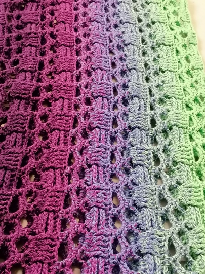 Loop shawl „Amalia BE“ – crochet pattern