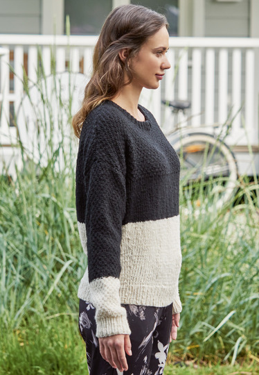 Strickanleitung: Sweater mit raffiniertem Kontrast