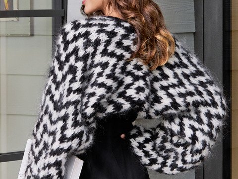 Strickanleitung: Shrug im effektvollen Fischgrätmuster