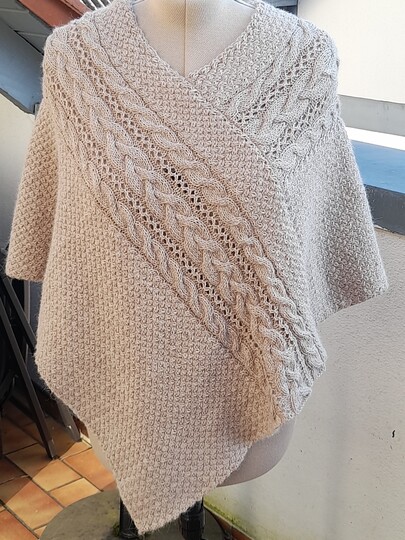 Strickanleitung - Poncho "Amelie"