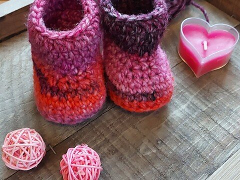 Babyschuhe Häkelanleitung "Stiefelchen"