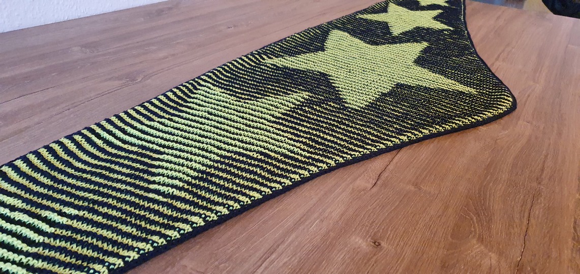 Stars, Shadow Knitting, Illusion Knitting, Flat Motif Shawl