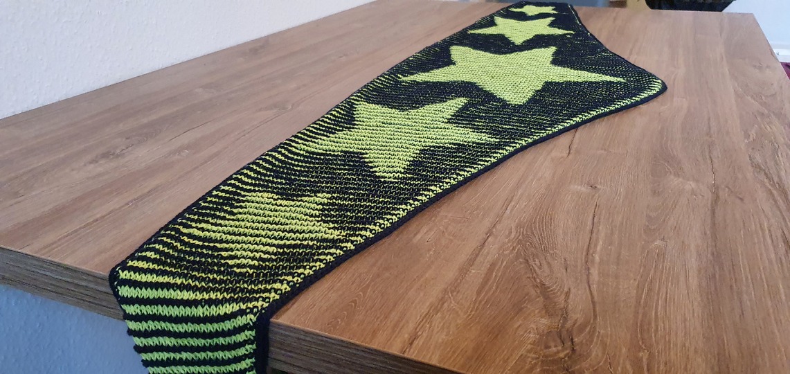 Stars, Shadow Knitting, Illusion Knitting, Flat Motif Shawl