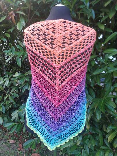 Invisible Dream das Tuch aus dem gemeinsam h&auml;keln