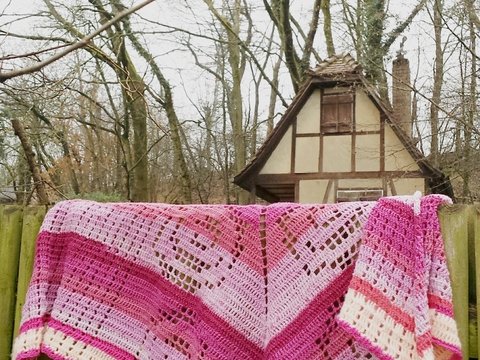 Anleitung Tuch "Schneeweißchen und Rosenrot"