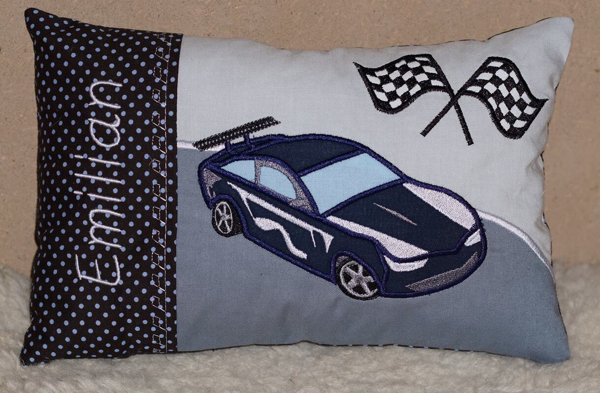 Stickdatei - Kissen ITH - Rennauto
