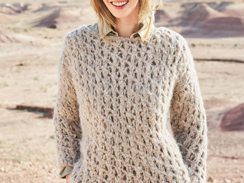 Strickanleitung: Sandfarbener Pulli im Ajourmuster