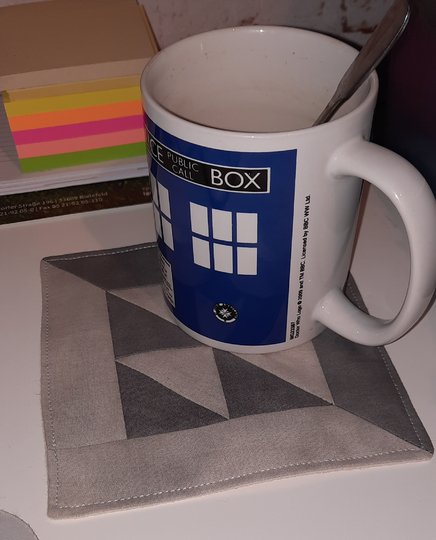 Nähen auf Papier, eine Grundanleitung für gerade Nähte