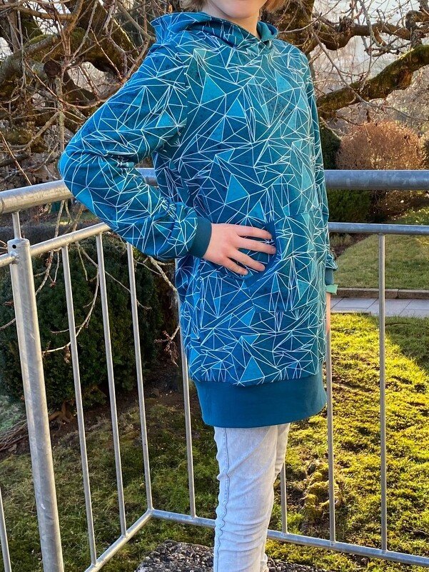 Klara – Sweatkleid/Longhoodie für Kinder mit Kapuze/Wickelkragen Gr. 86-158 - Bild 12