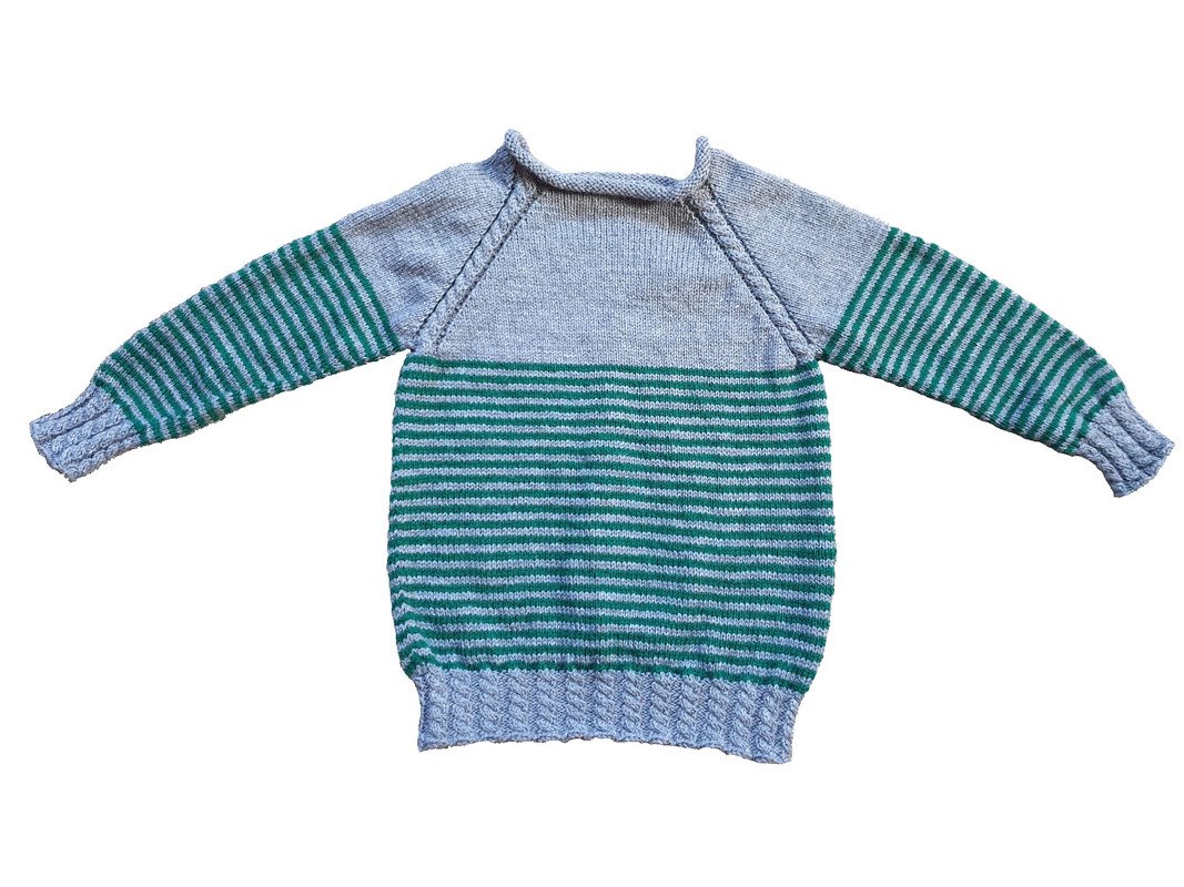 Linas Lieblingspullover III RVO Zopf-Raglanlinie Kinderpullover Anleitung