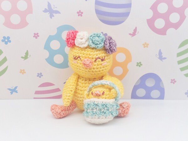 Mama and Baby Chick- Crochet Amigurumi Pattern
