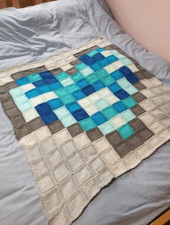 Pattern The Heart Cuddle Blanket