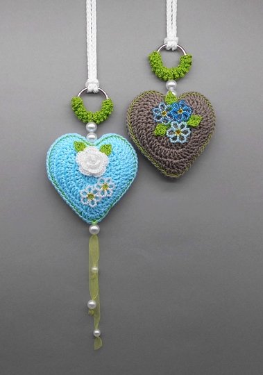 Herz Dekohänger in 2 Versionen - sehr einfach und schnell aus Wollresten