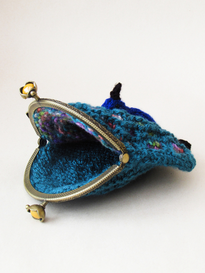 Peacock Coin Purse Knitting Pattern