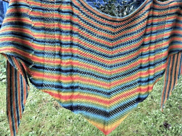 Knitting pattern scarf "colourful time out"