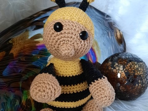 Anleitung "Helga-die Hummel"